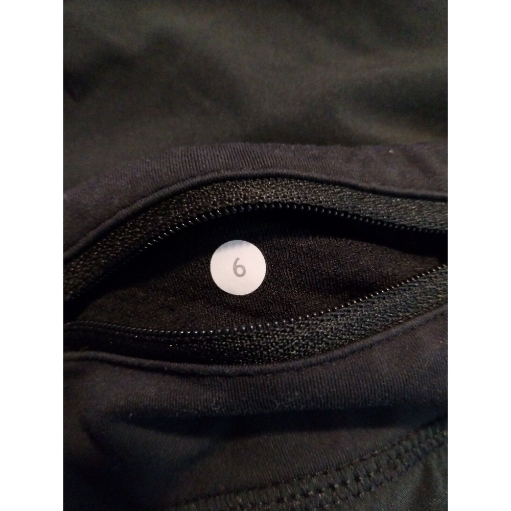 Lululemon Women's Speed Up Activewear Running Shorts Size 6 Black Training Gym - Picture 7 of 7